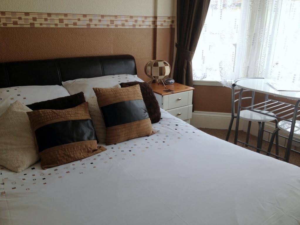 Seashells Guest House