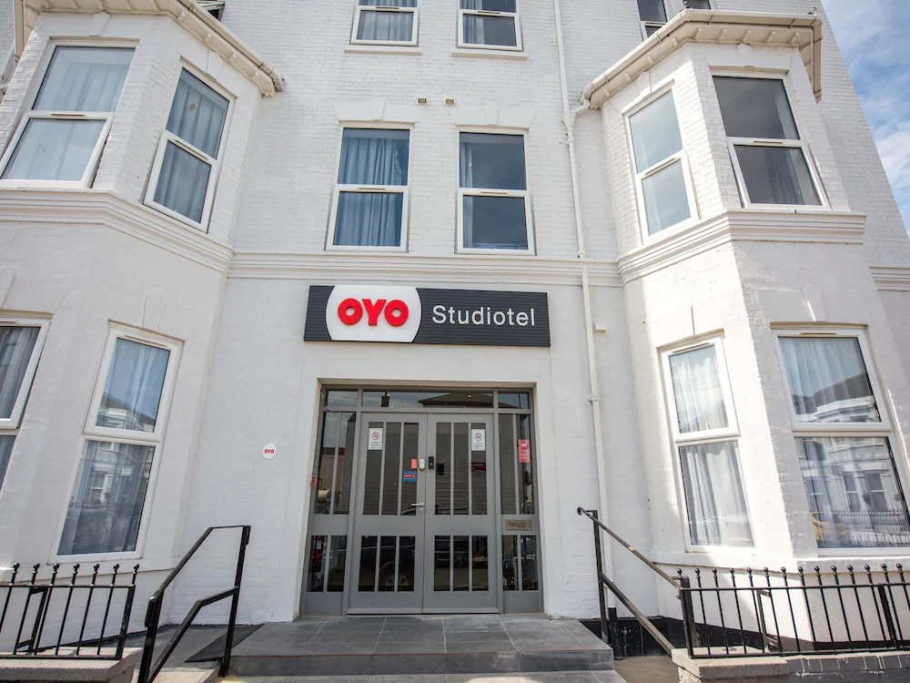 Studiotel by OYO Rooms