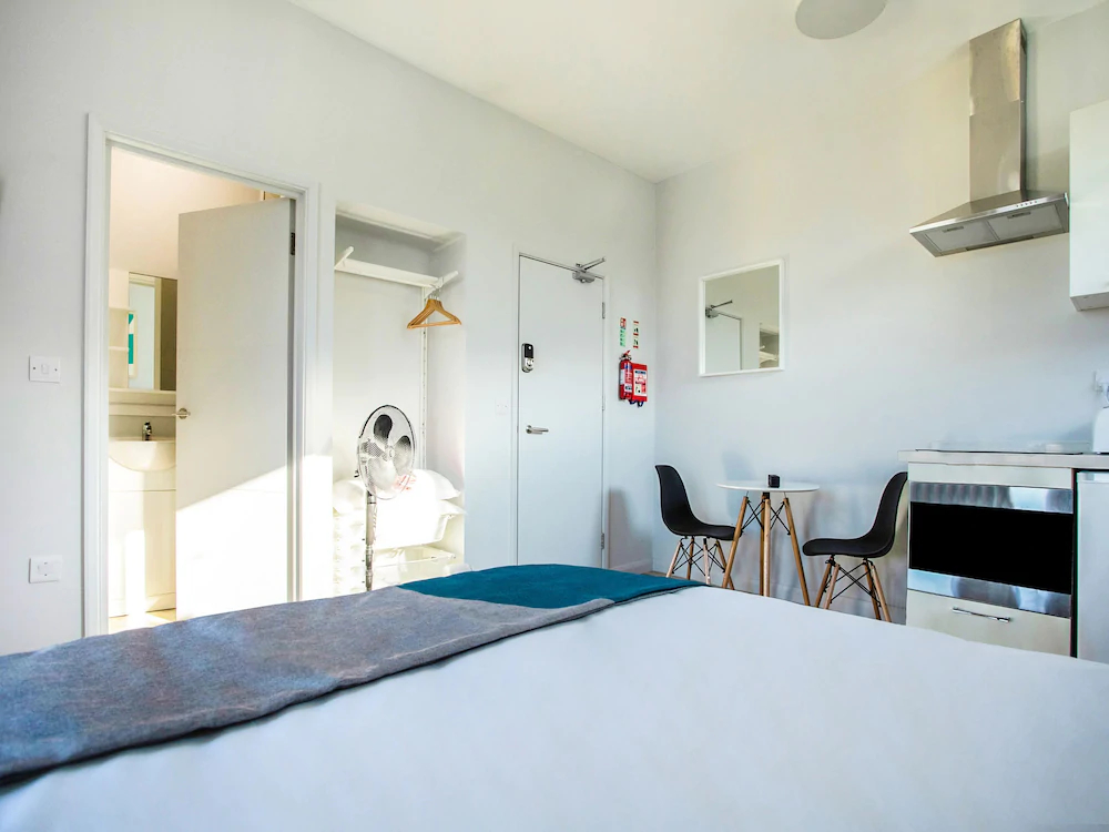 Studiotel by OYO Rooms