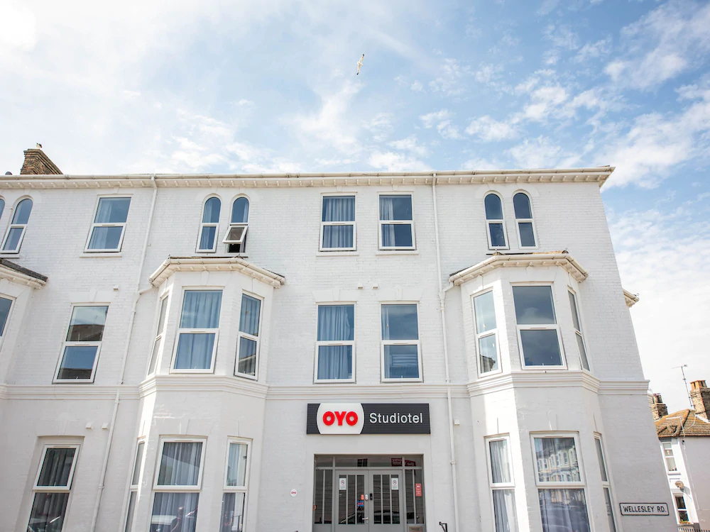 Studiotel by OYO Rooms