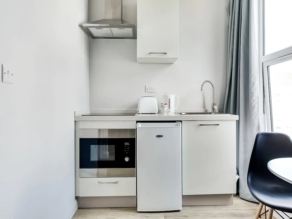 Studiotel by OYO Rooms