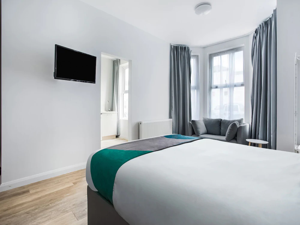 Studiotel by OYO Rooms