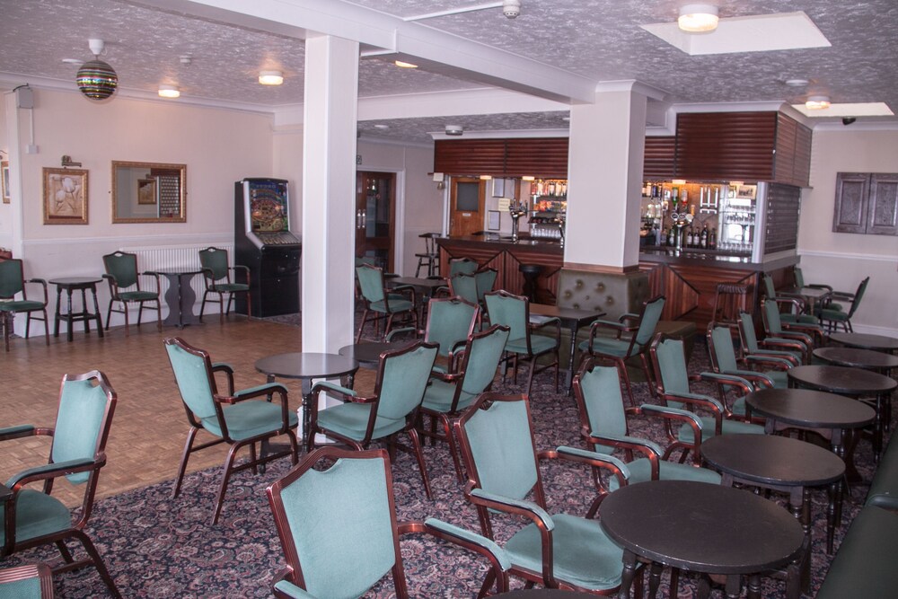 Easton at majestic hotel