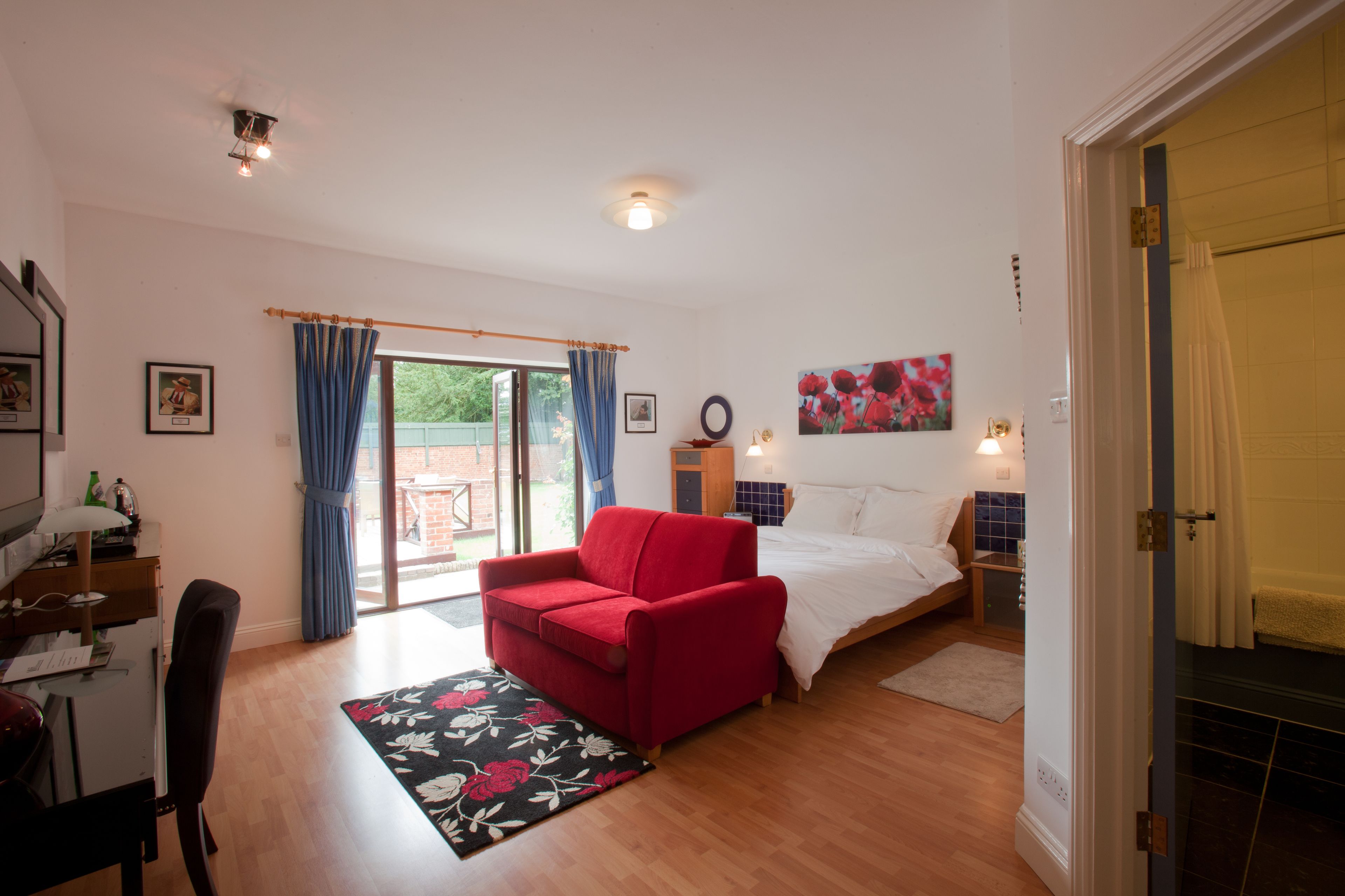 Sturmer Hall - Guest House