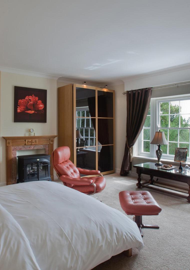 Sturmer Hall - Guest House