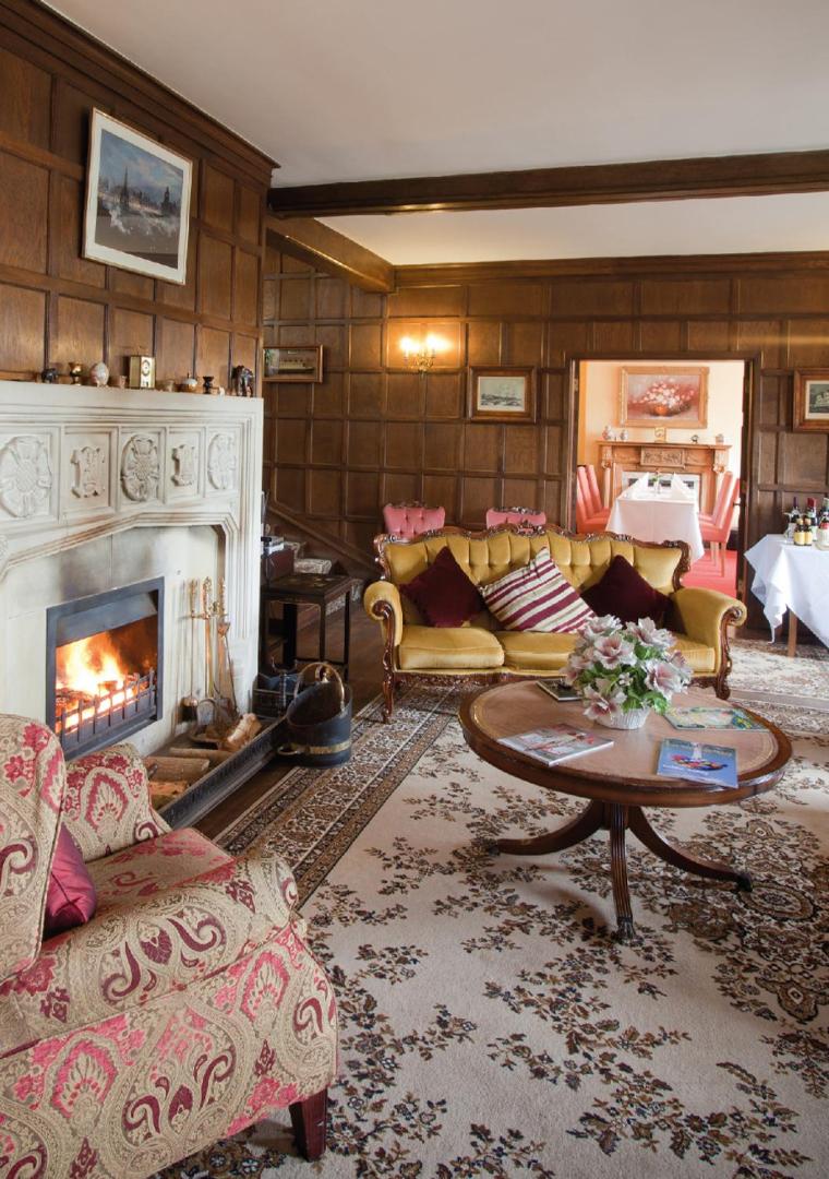 Sturmer Hall - Guest House