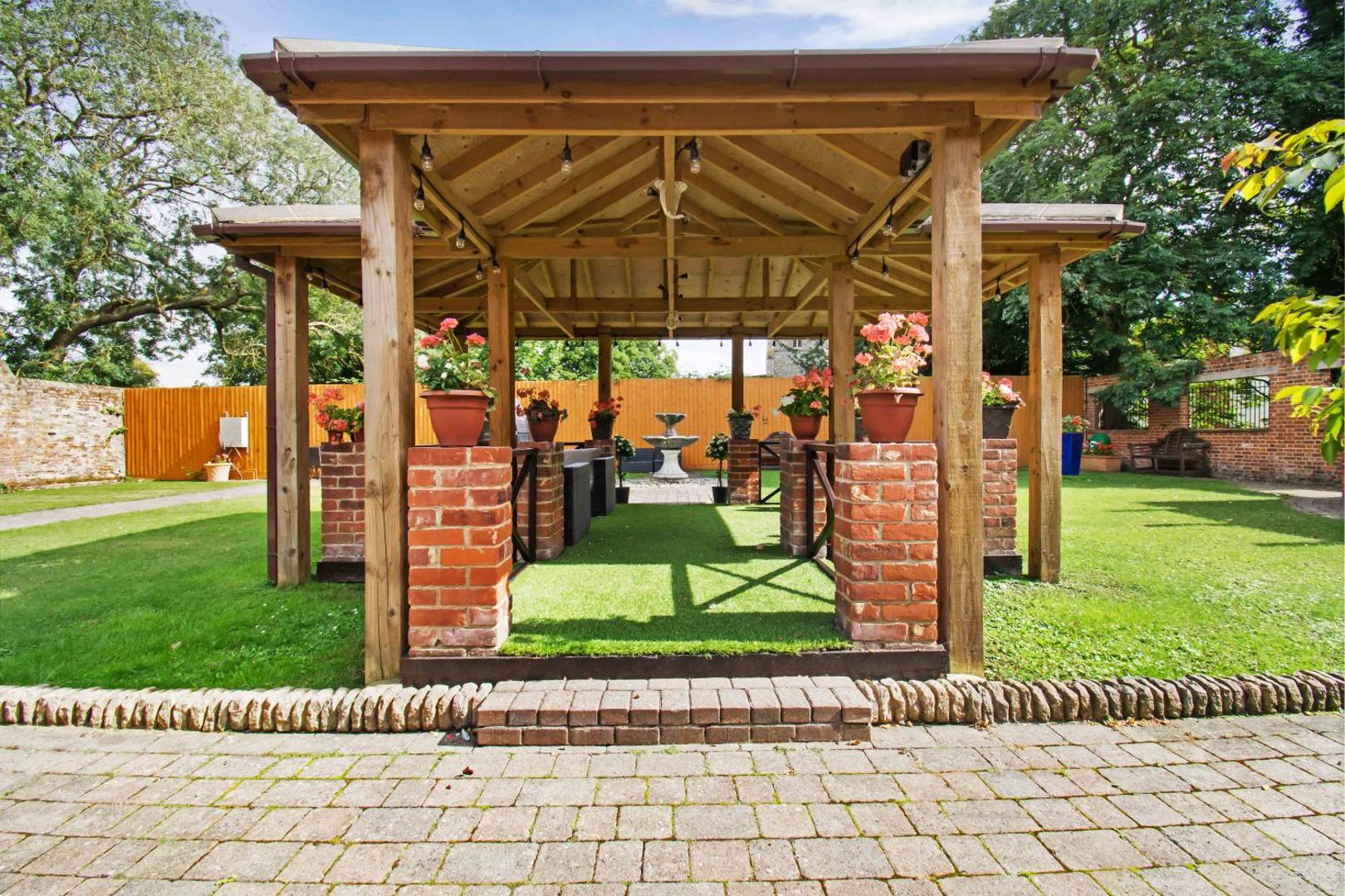 Sturmer Hall - Guest House