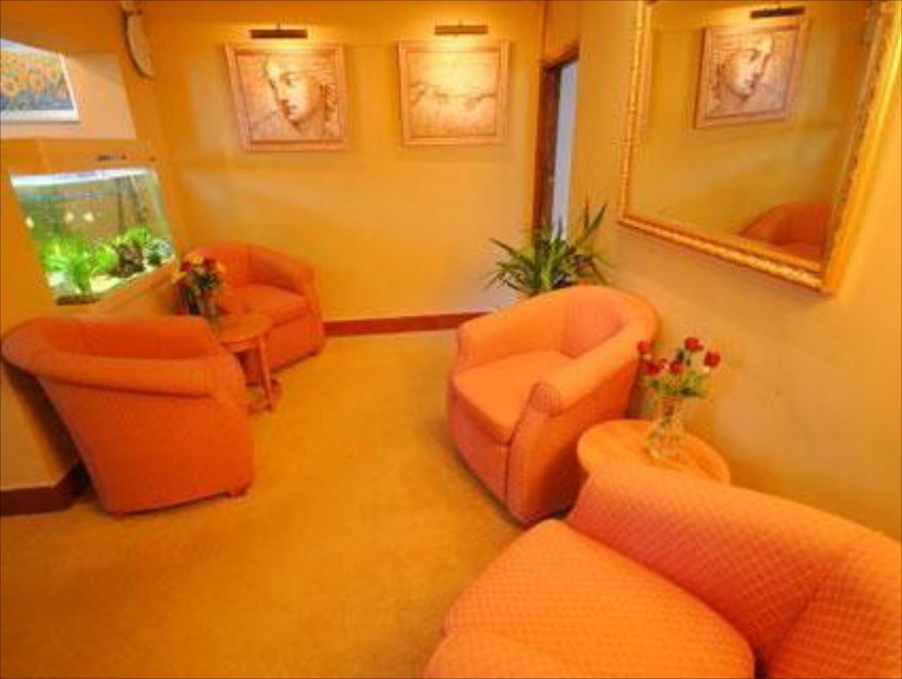 Home Farm Hotel & Restaurant