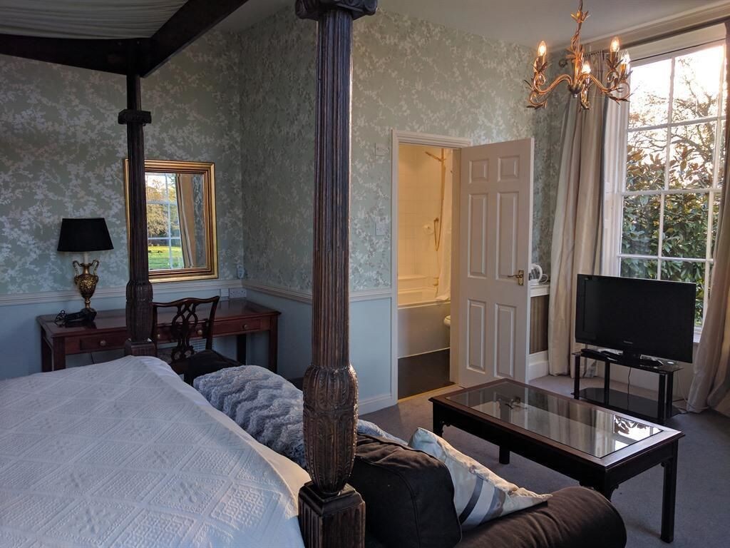 Hook House Hotel