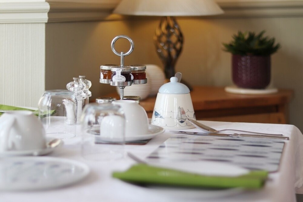 Ellinbrook Guest House