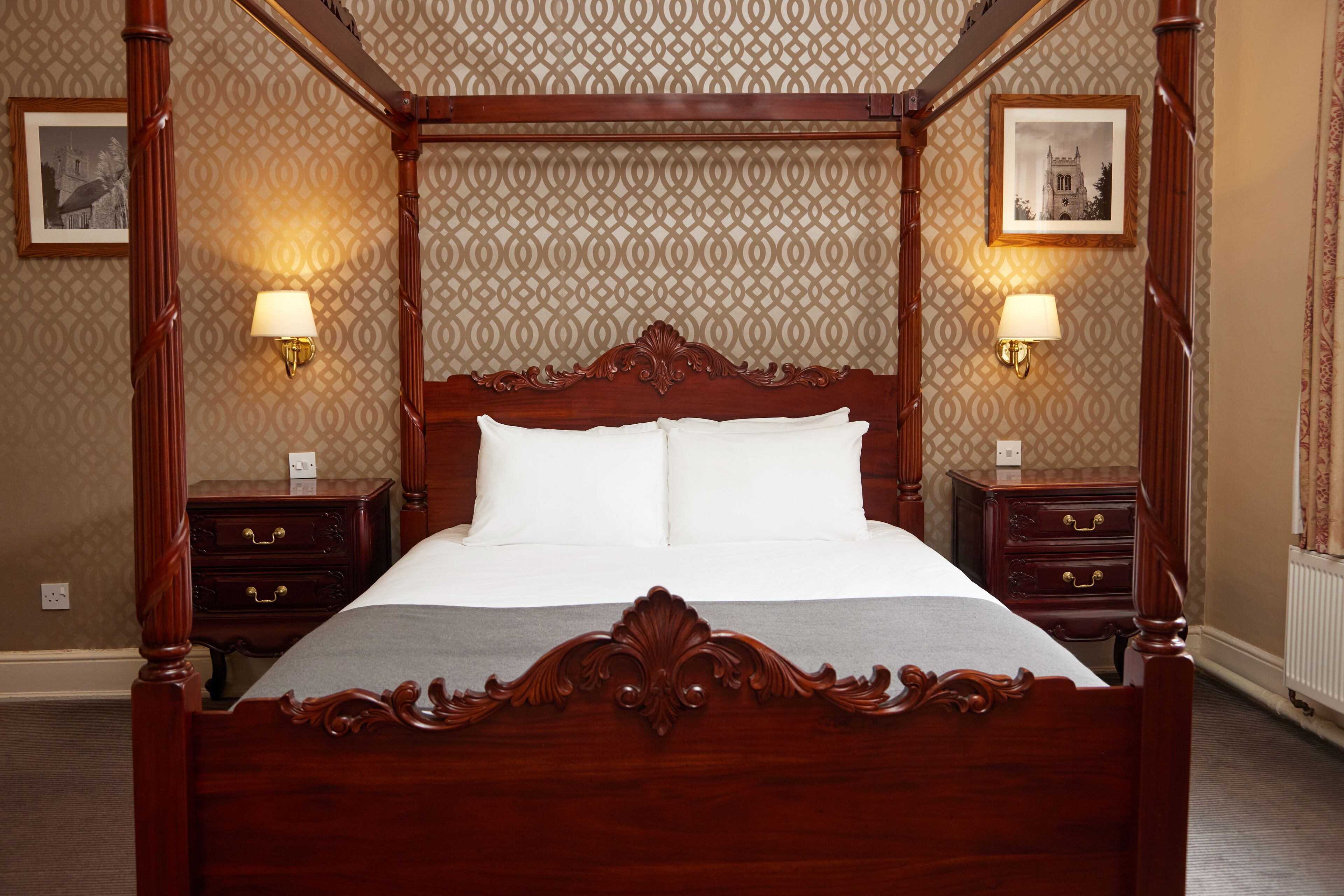 George Hotel