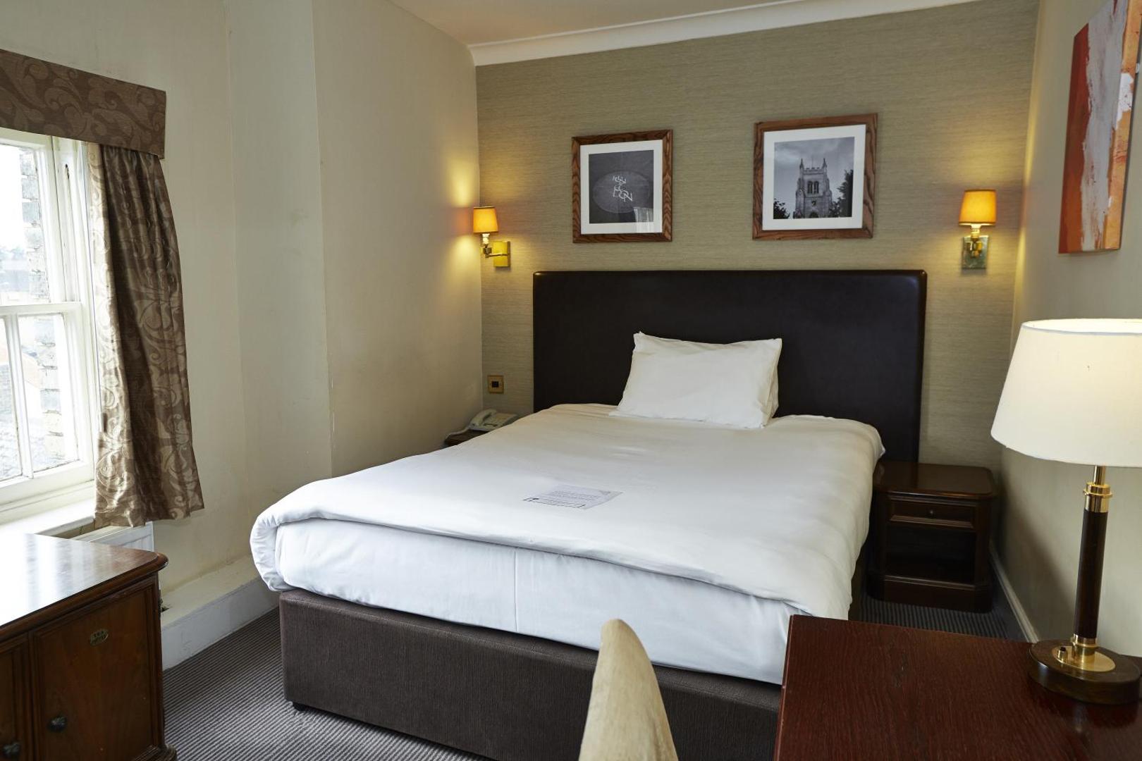 George Hotel