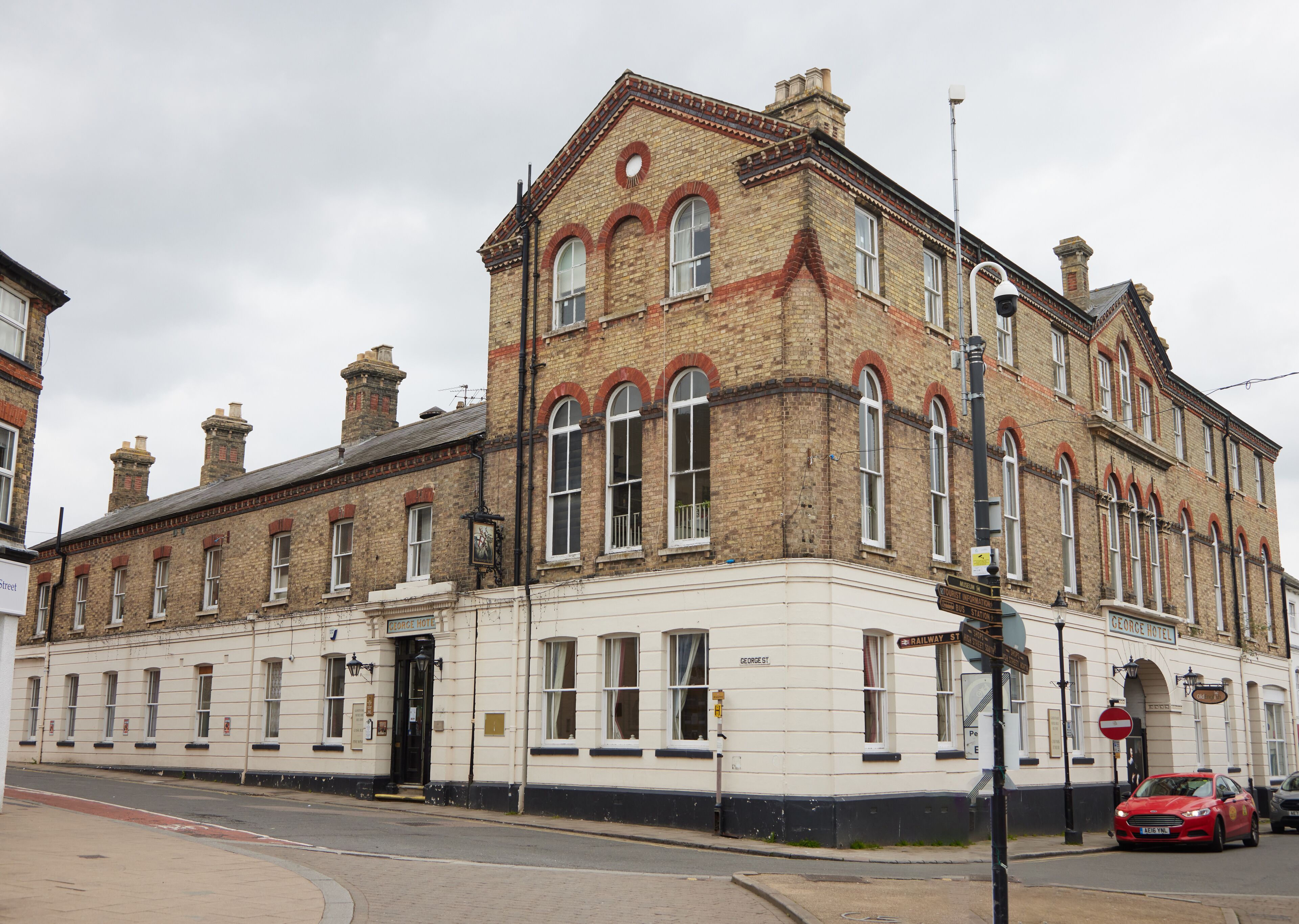 George Hotel