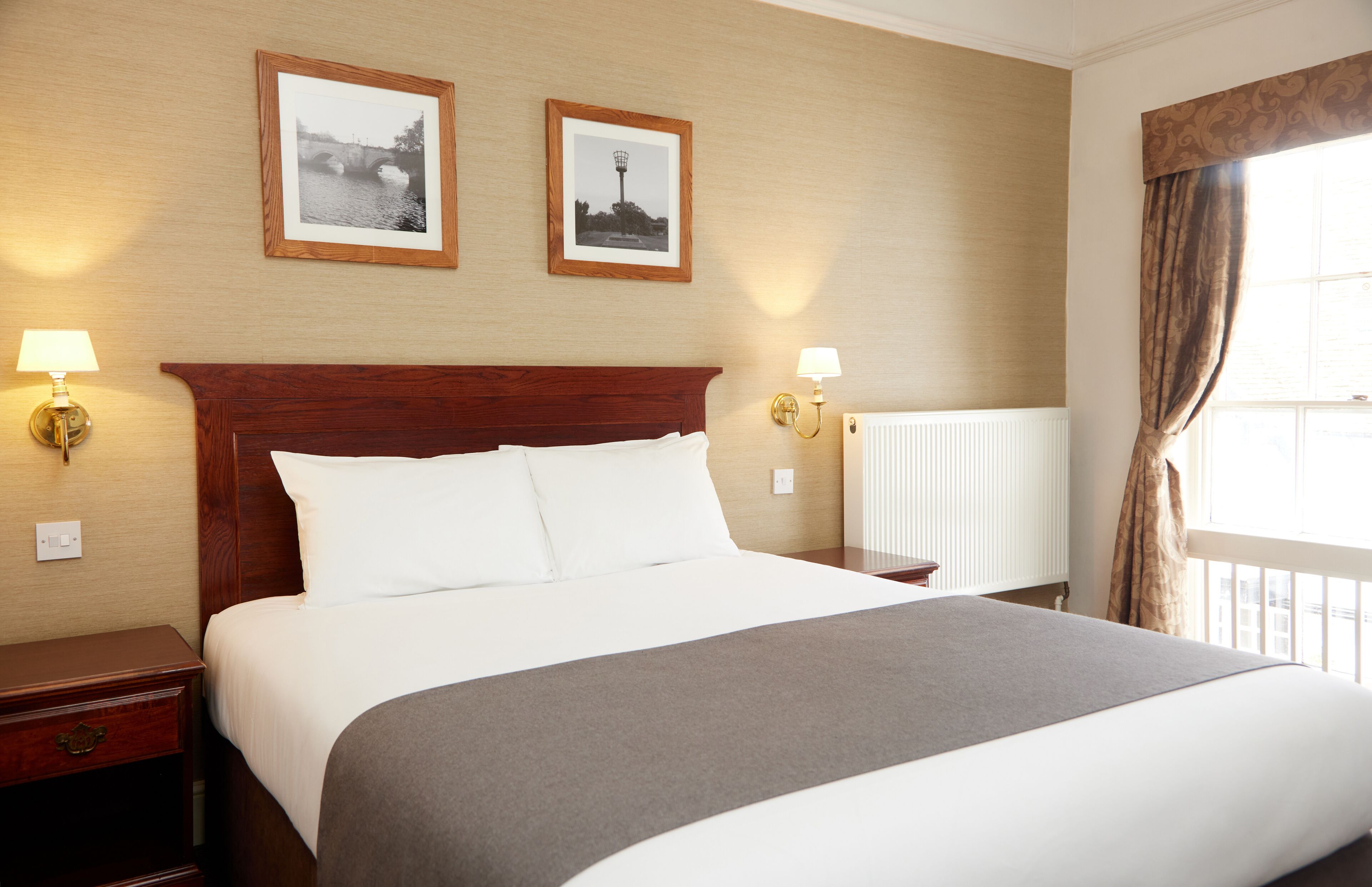George Hotel