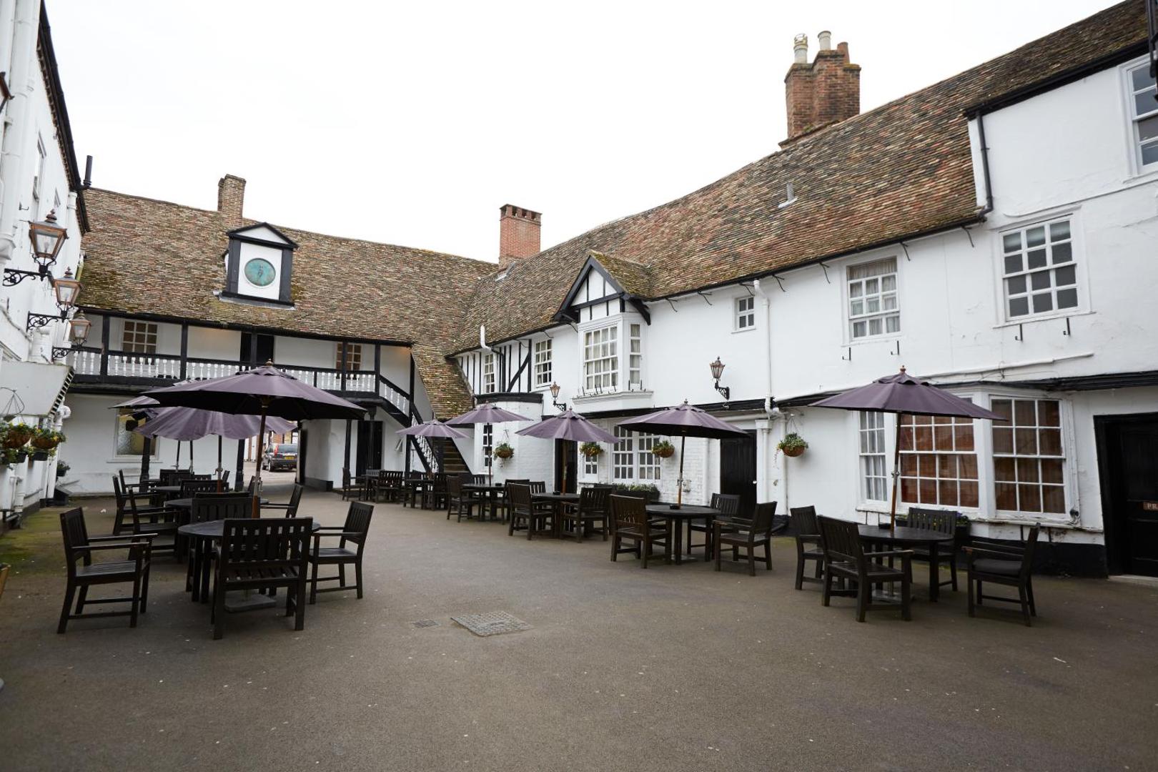 George Hotel