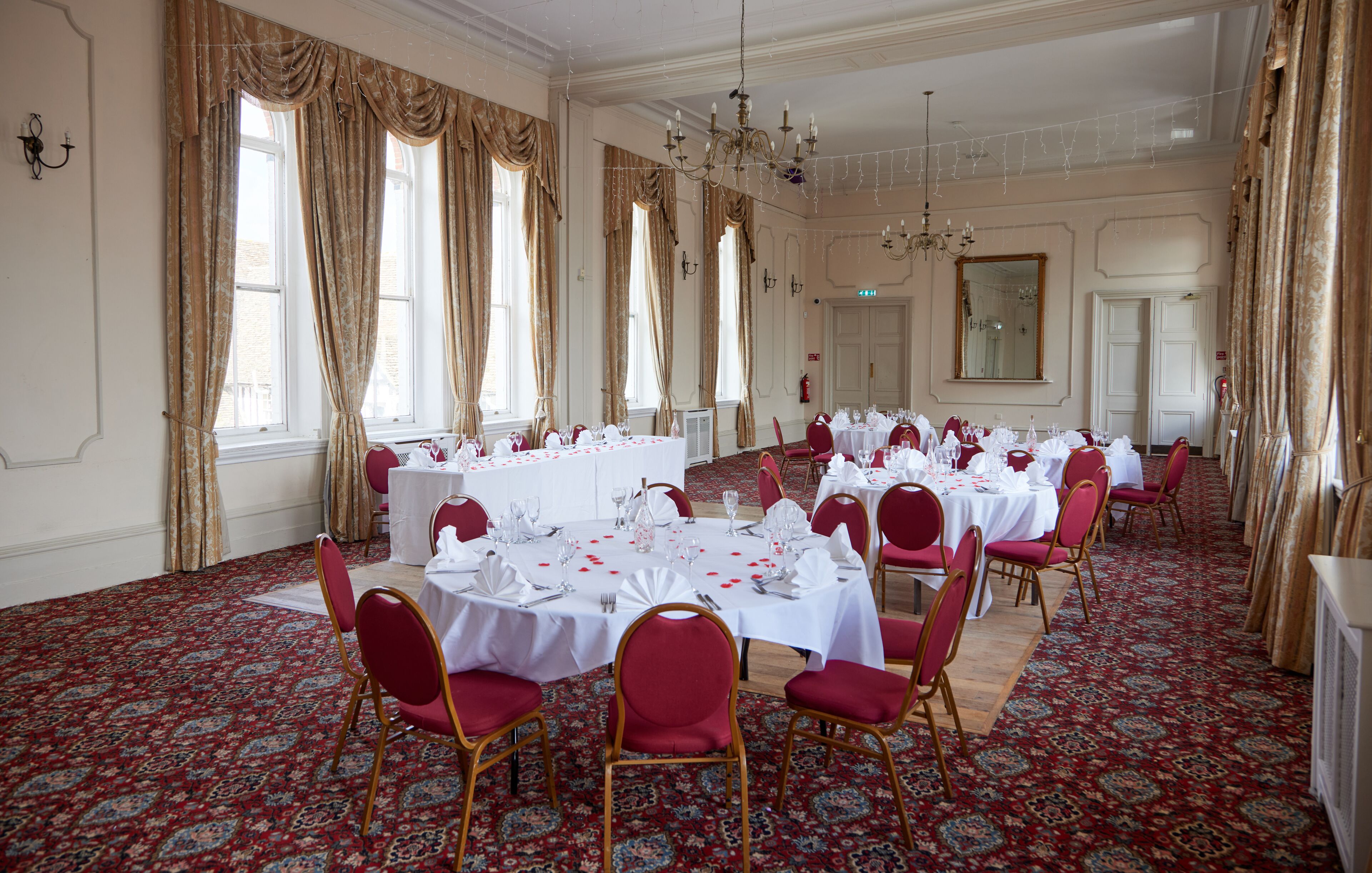 George Hotel