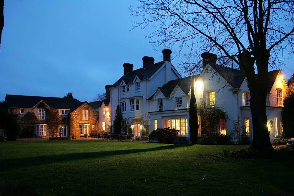 Esseborne Manor