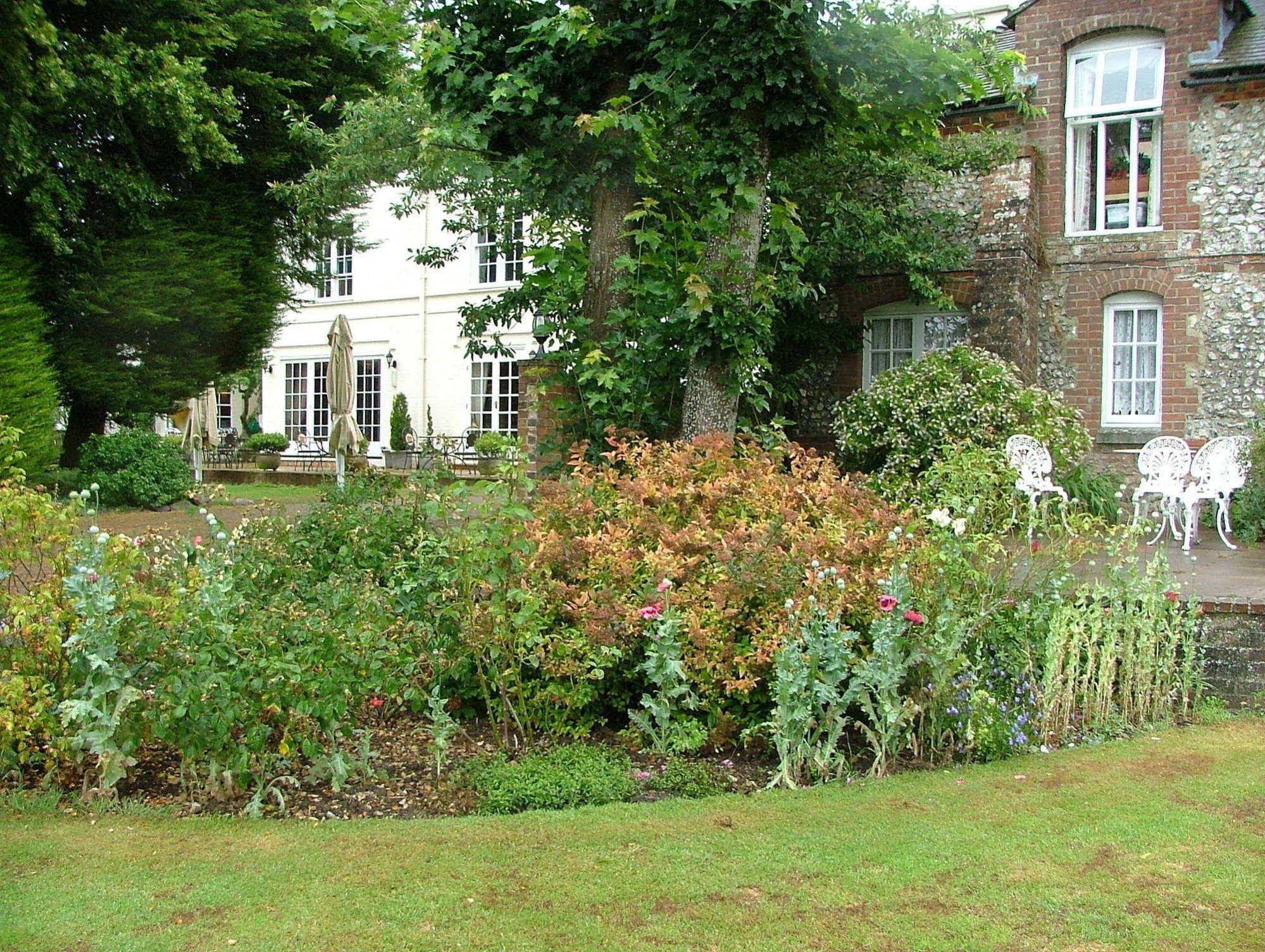 Esseborne Manor