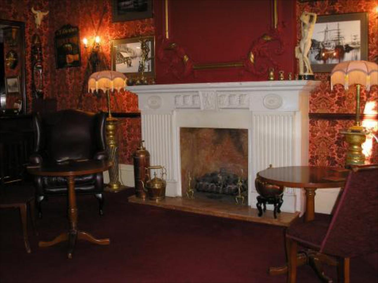 Bentley Tower Hotel