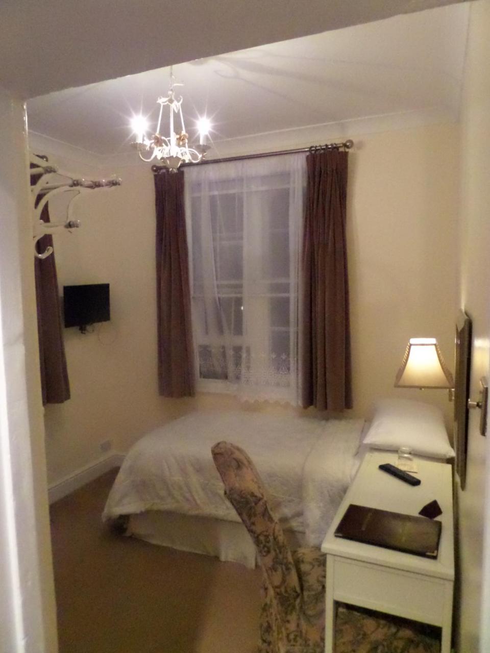 Bentley Tower Hotel
