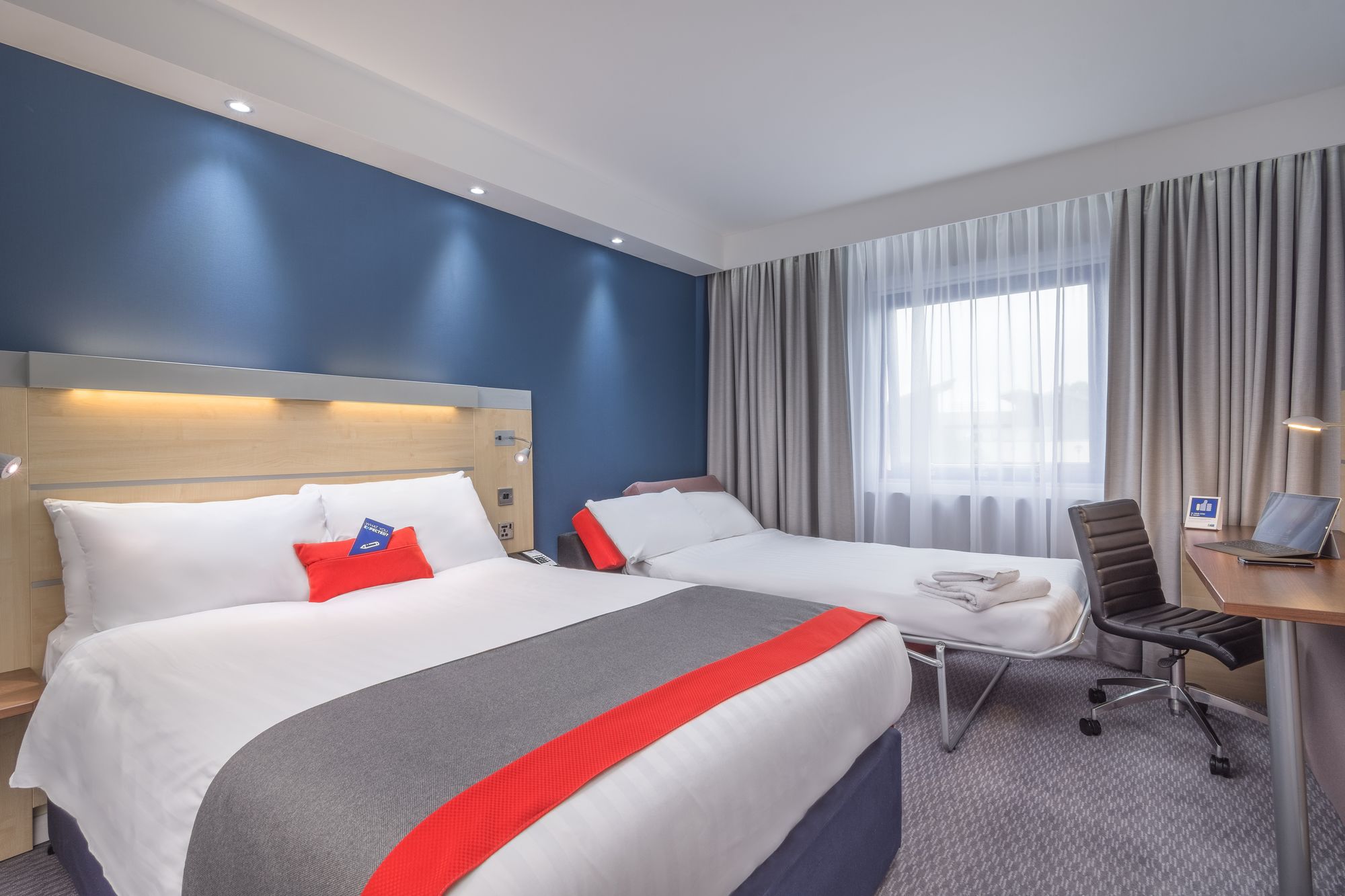 Holiday Inn Express Kettering