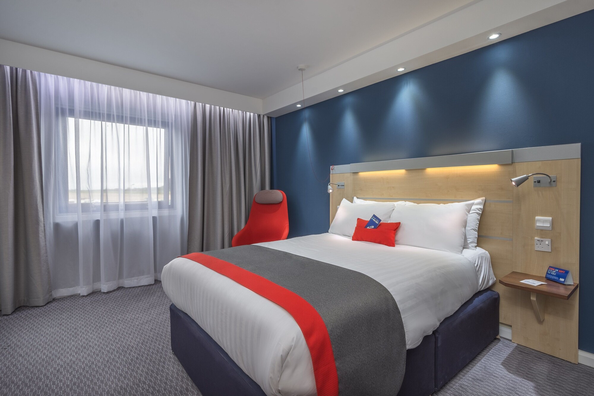 Holiday Inn Express Kettering