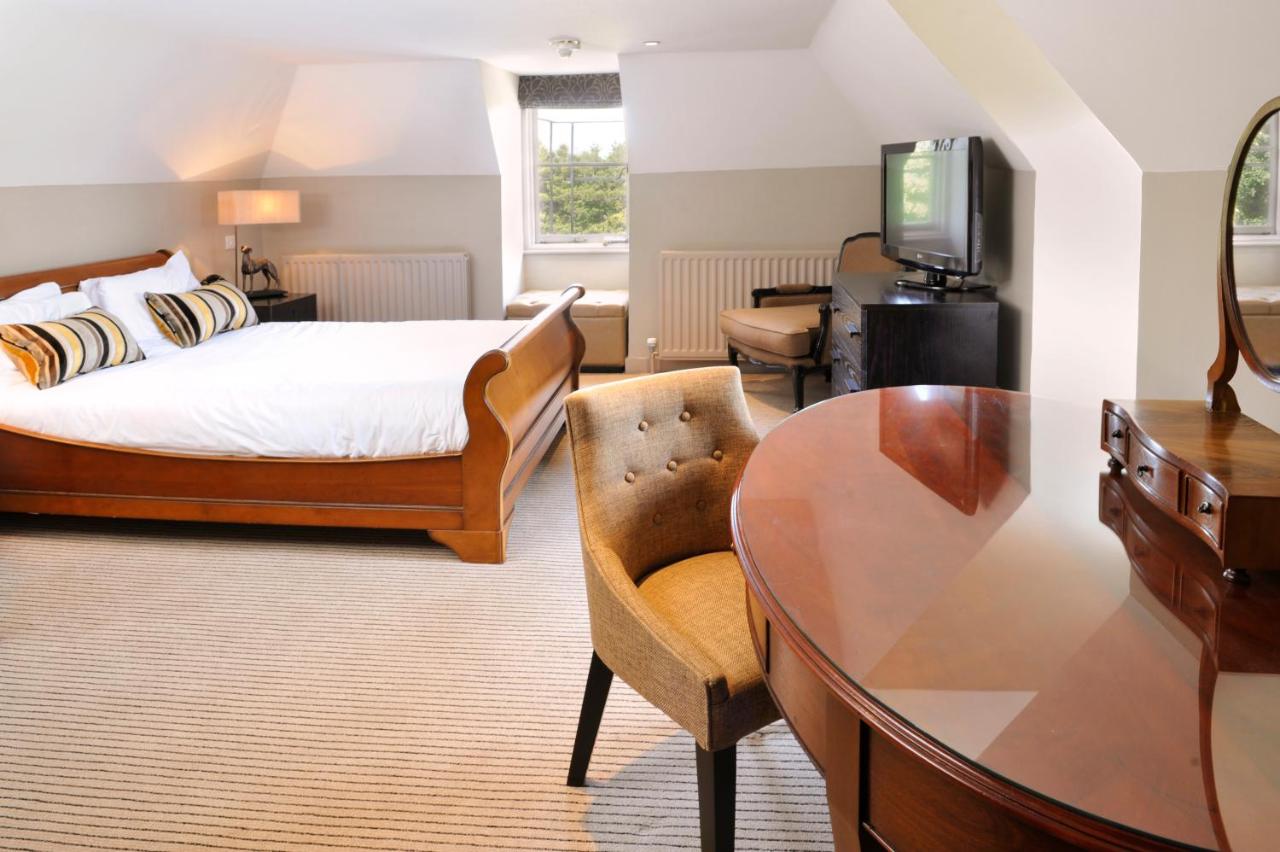 Crown Manor House - New Forest Hotel