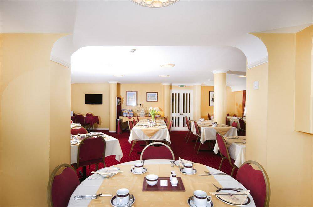Penny Farthing Hotel