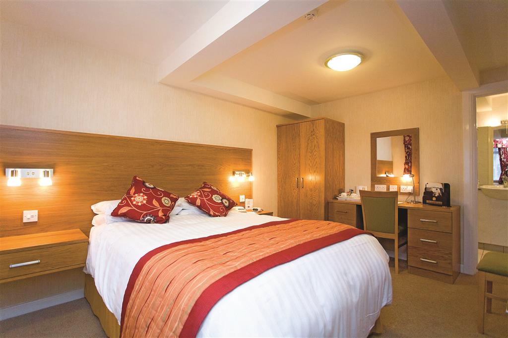 The Three Swans Hotel