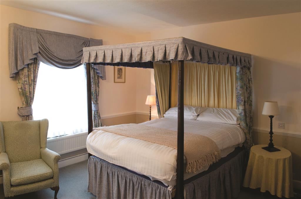 The Three Swans Hotel