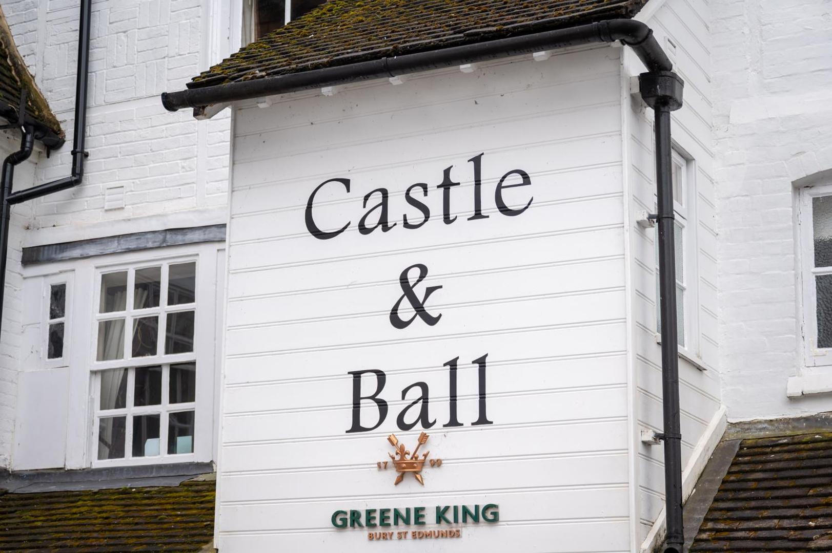 Castle & Ball