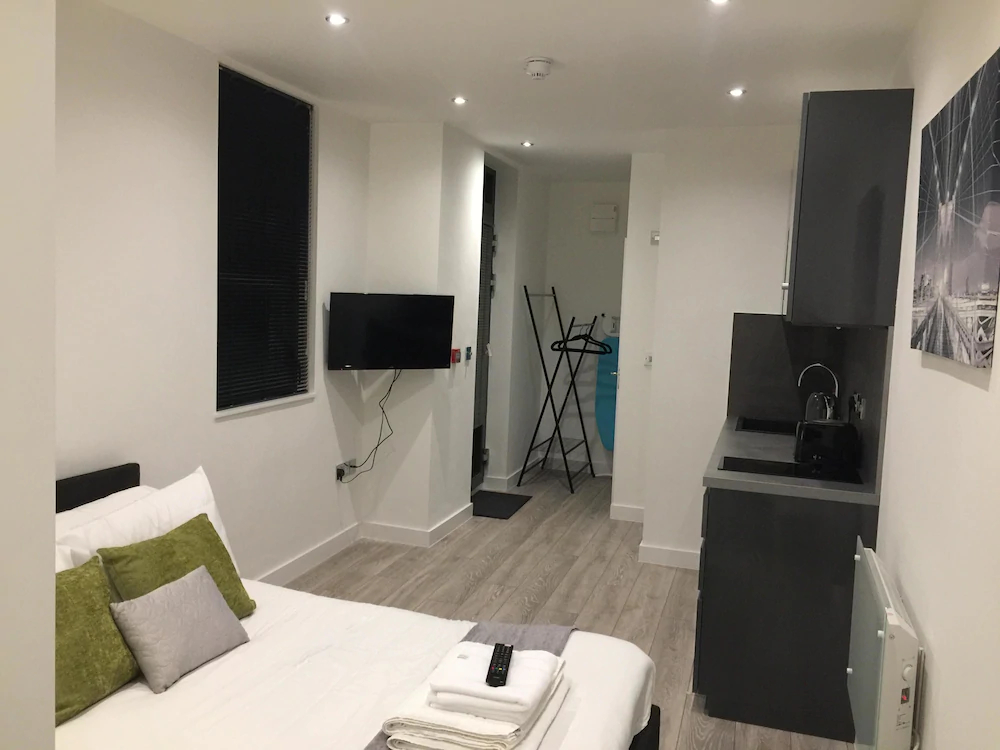 Redbrick Serviced Apartments-Sherwood House