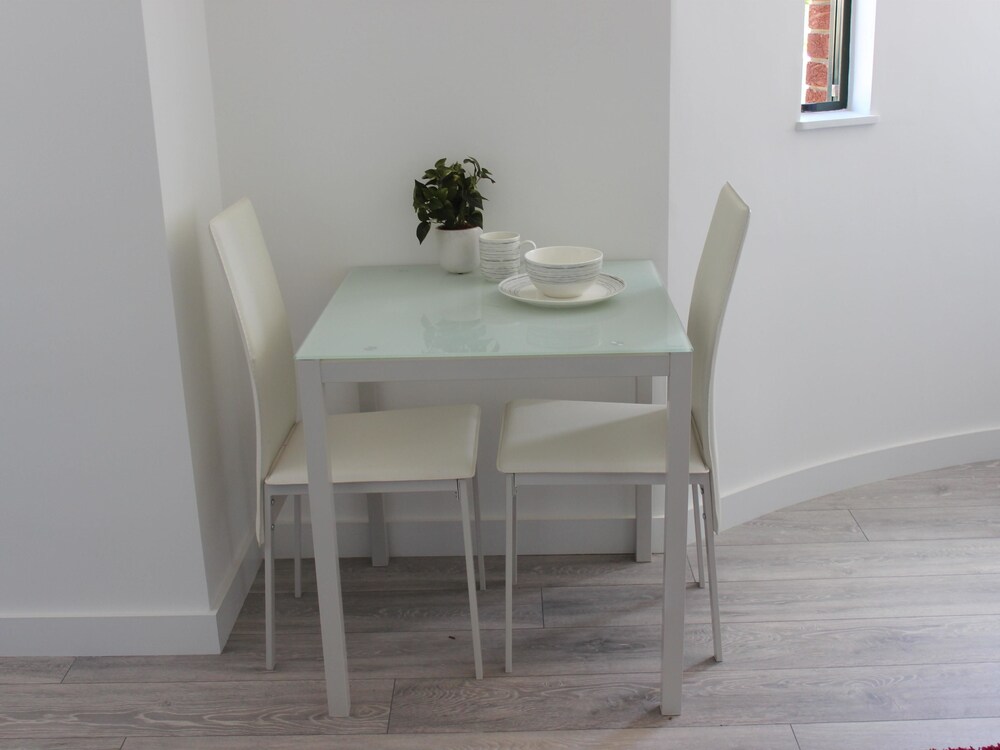 Redbrick Serviced Apartments-Sherwood House