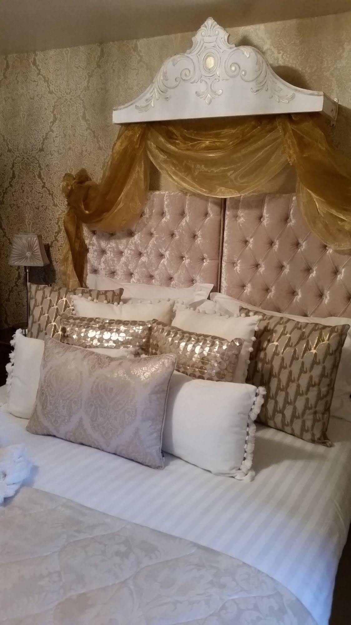 Bath Lodge Castle