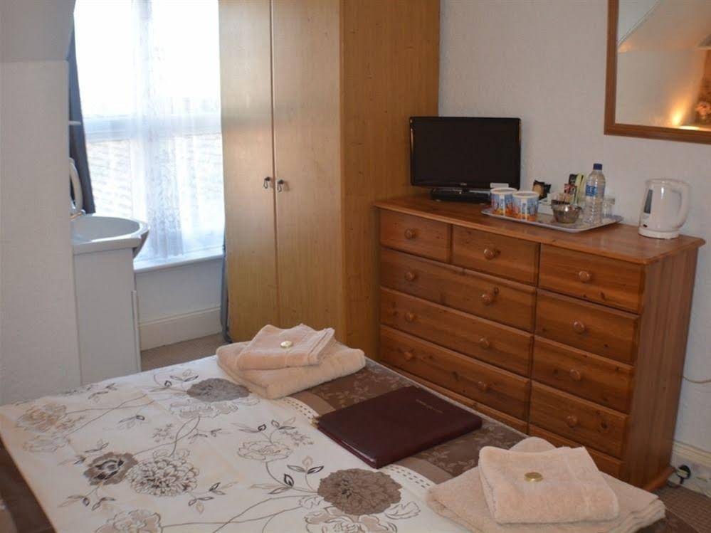 Merriedale Guest House