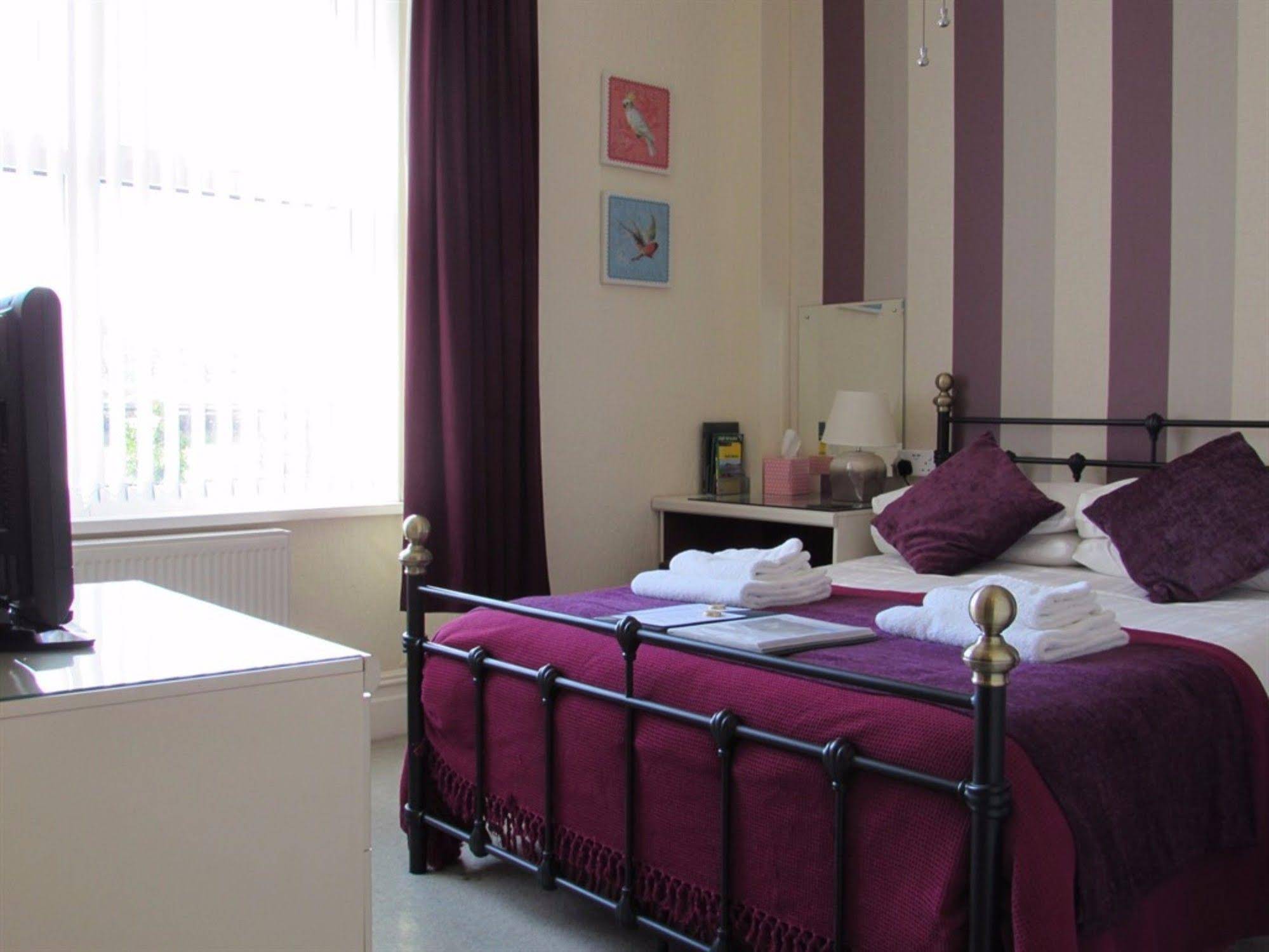 Merritt House - B&B