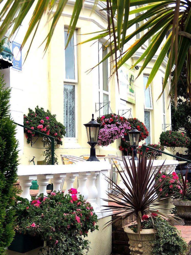 Paignton Court Hotel - Guest house