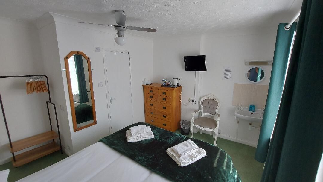 The Clifton At Paignton Bed & Breakfast