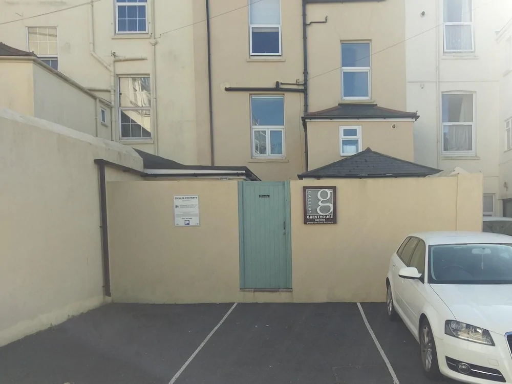 Gallery Guesthouse