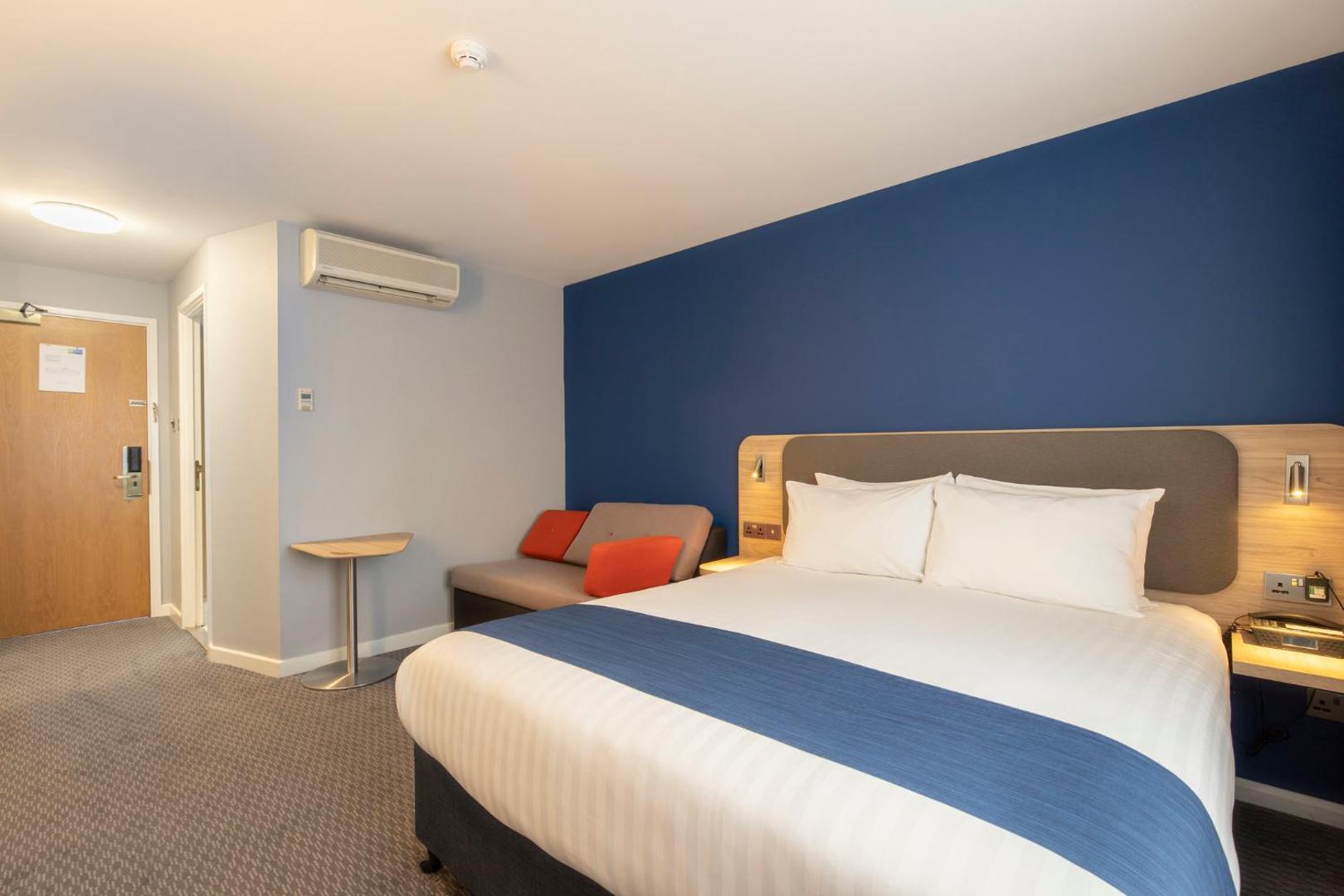 Holiday Inn Express Poole