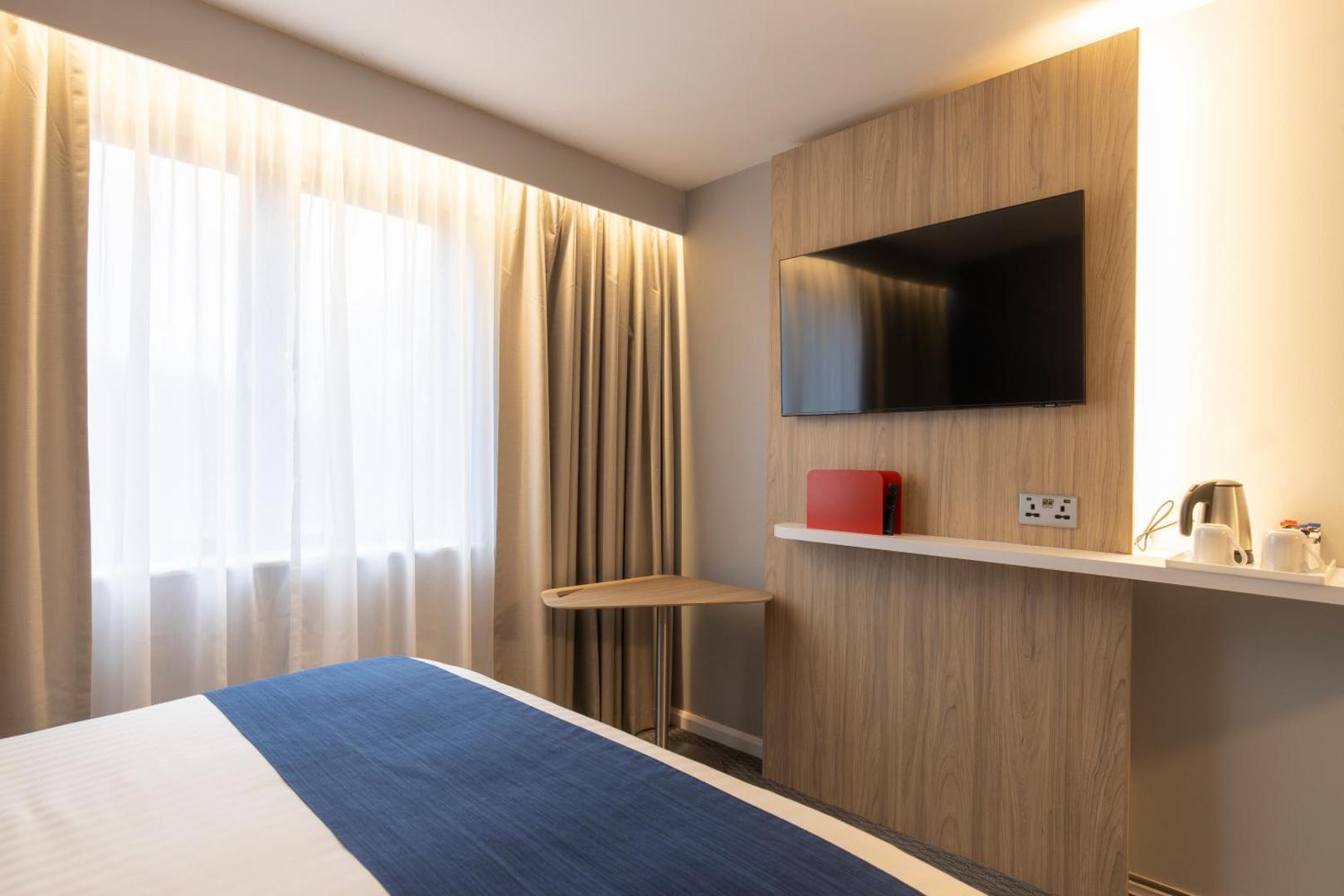Holiday Inn Express Poole