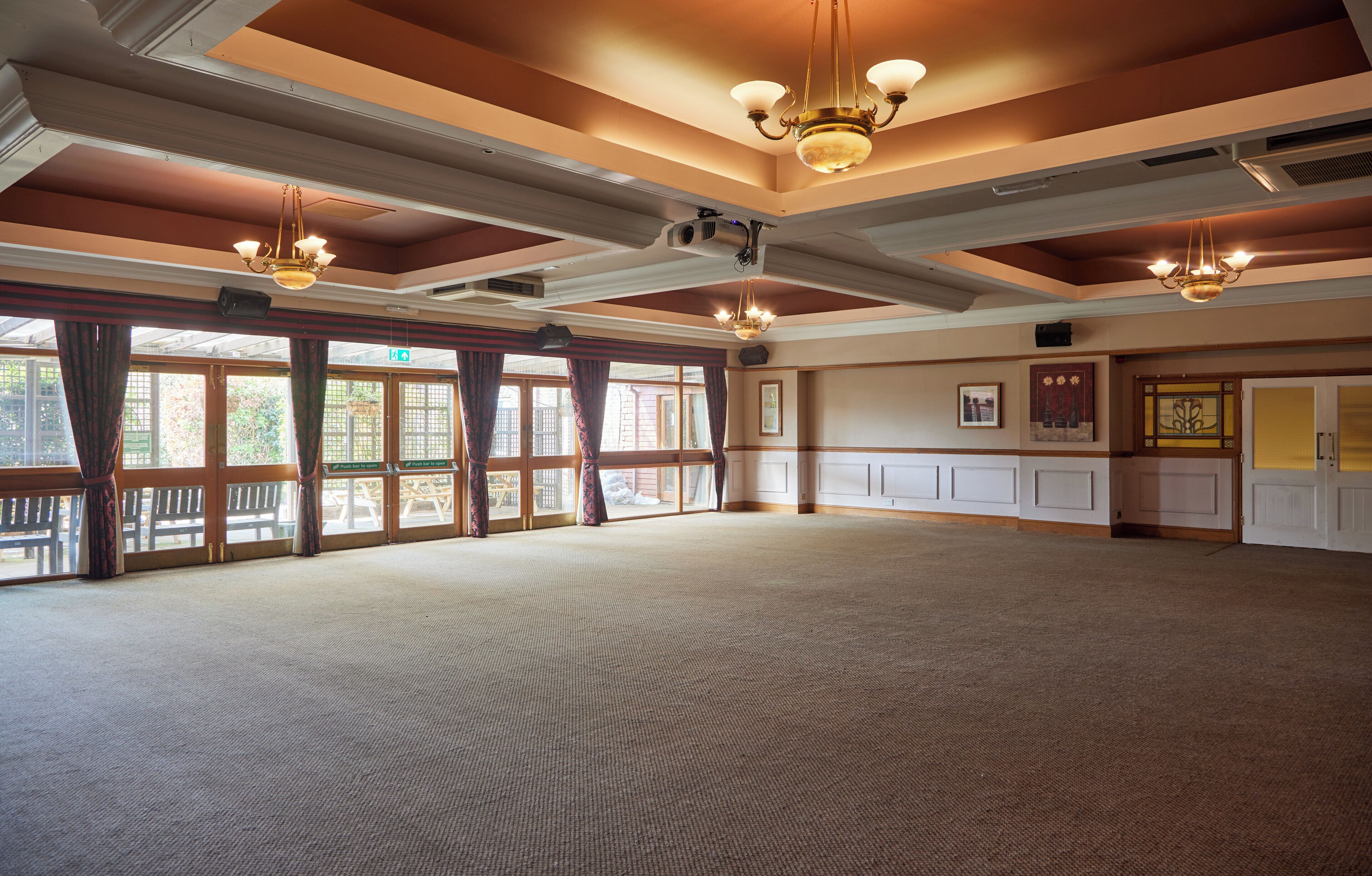 The Farmhouse & Innlodge