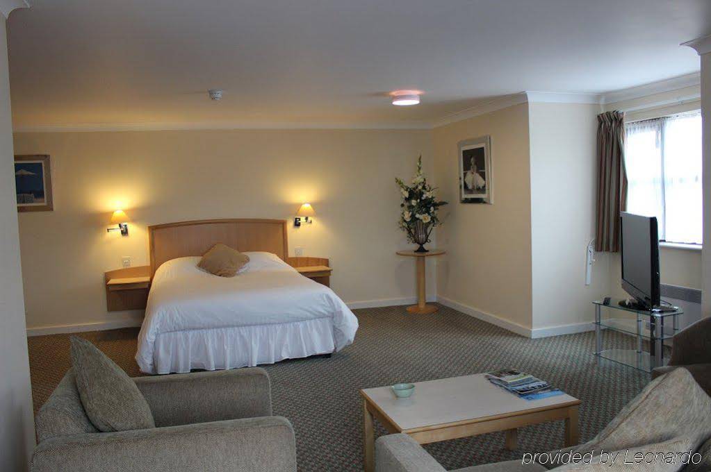 The Wiltshire Hotel, Golf & Leisure Resort