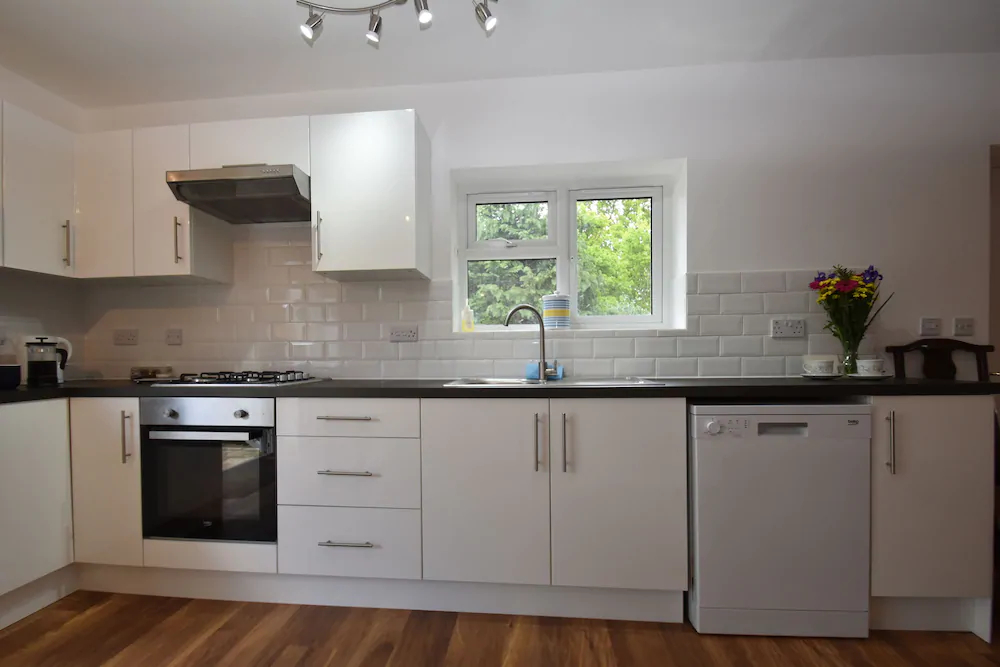 Lyndhurst Cottage