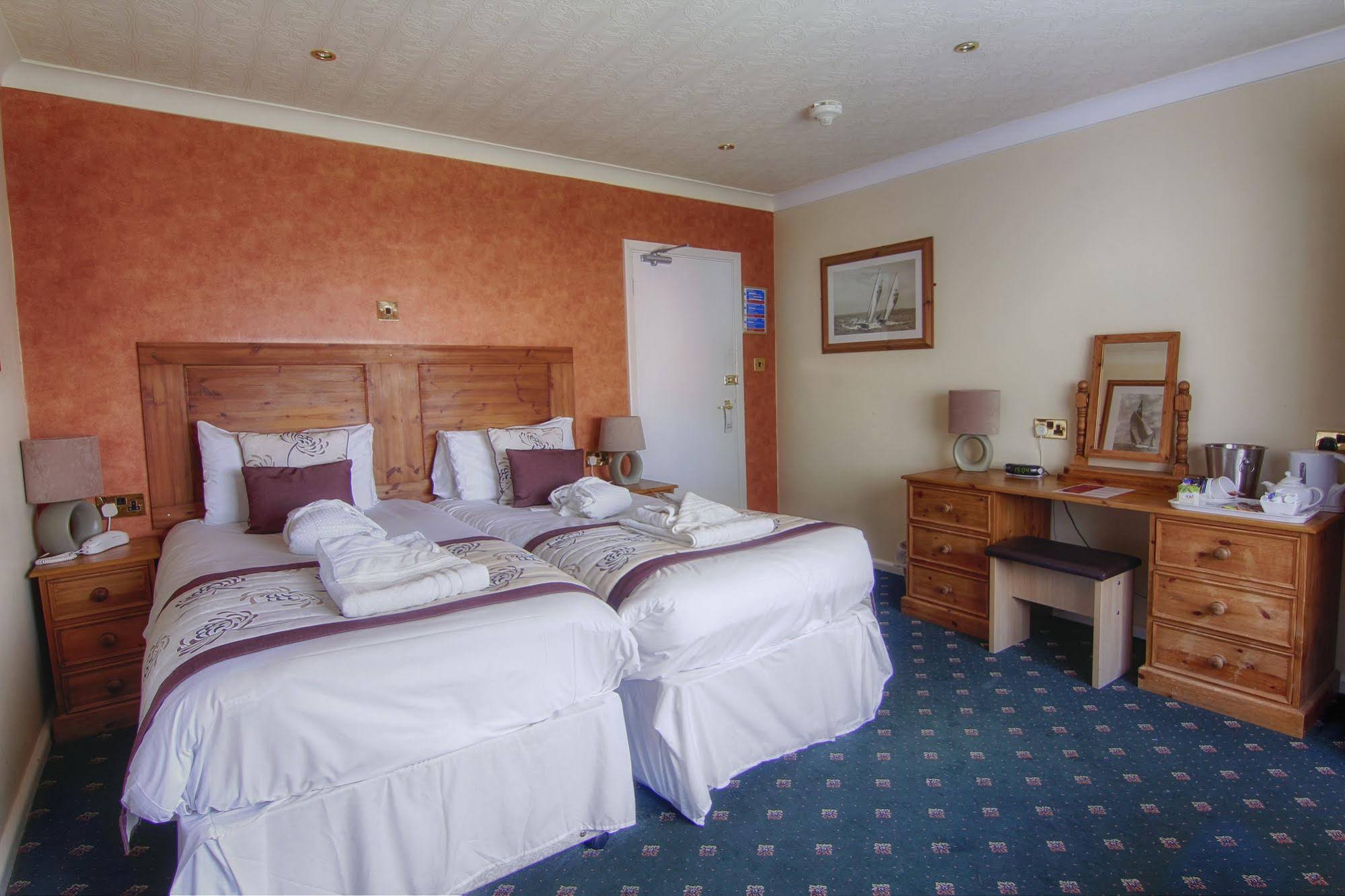 Melville Hall Hotel & Utopia SPA