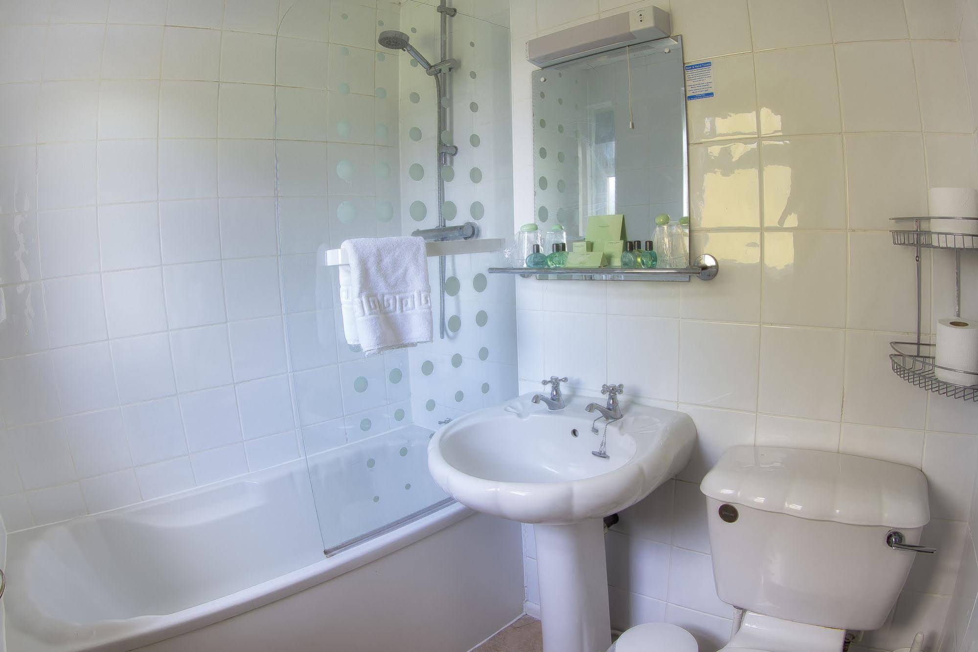 Melville Hall Hotel & Utopia SPA