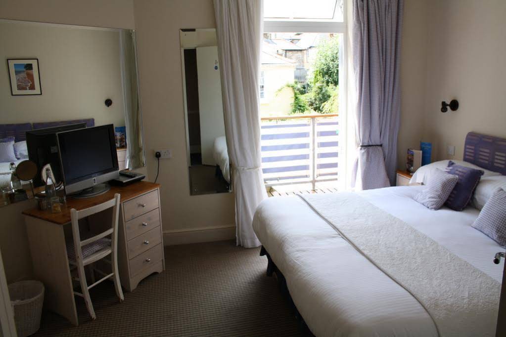 The Seaview Hotel And Restaurant