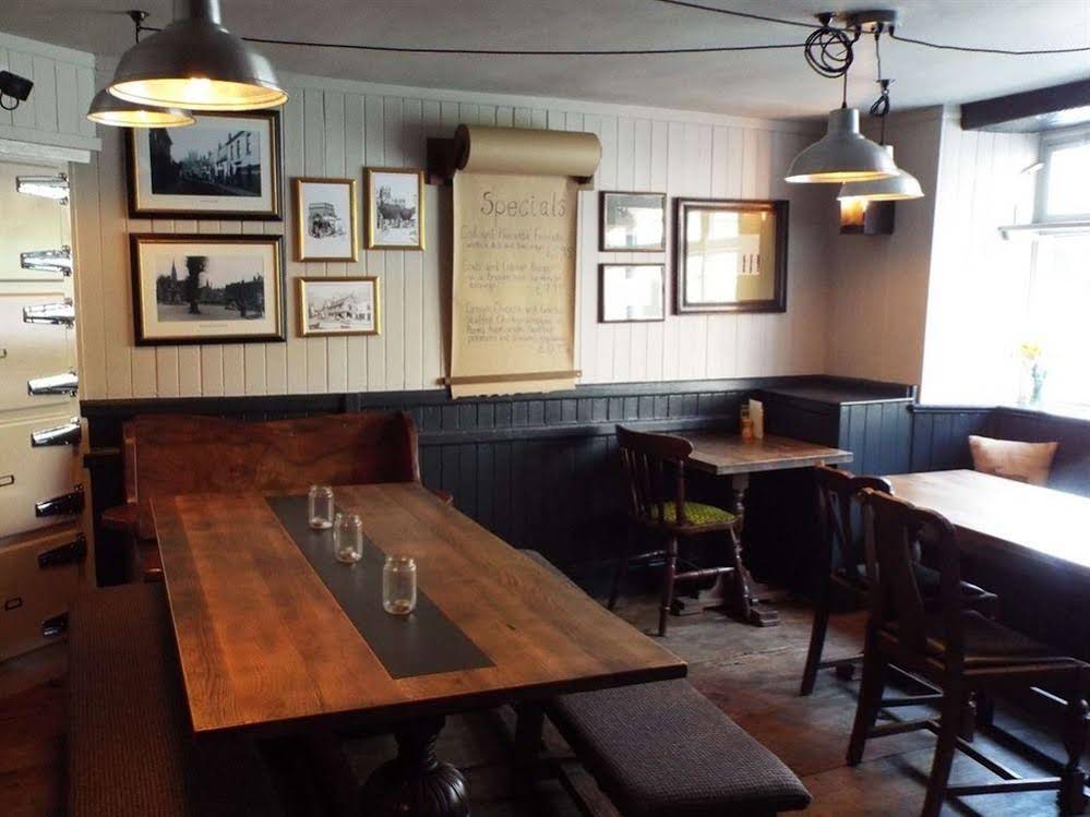 The Plume of Feathers