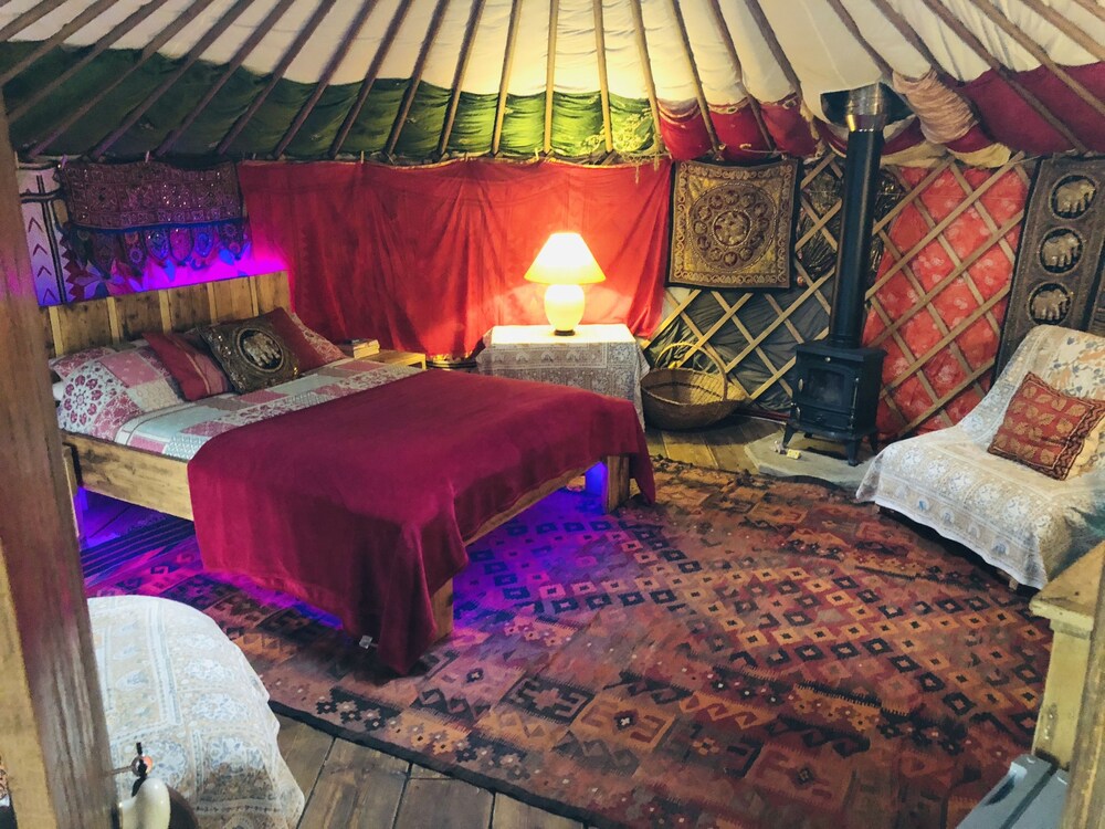 Cotswolds Camping At Holycombe