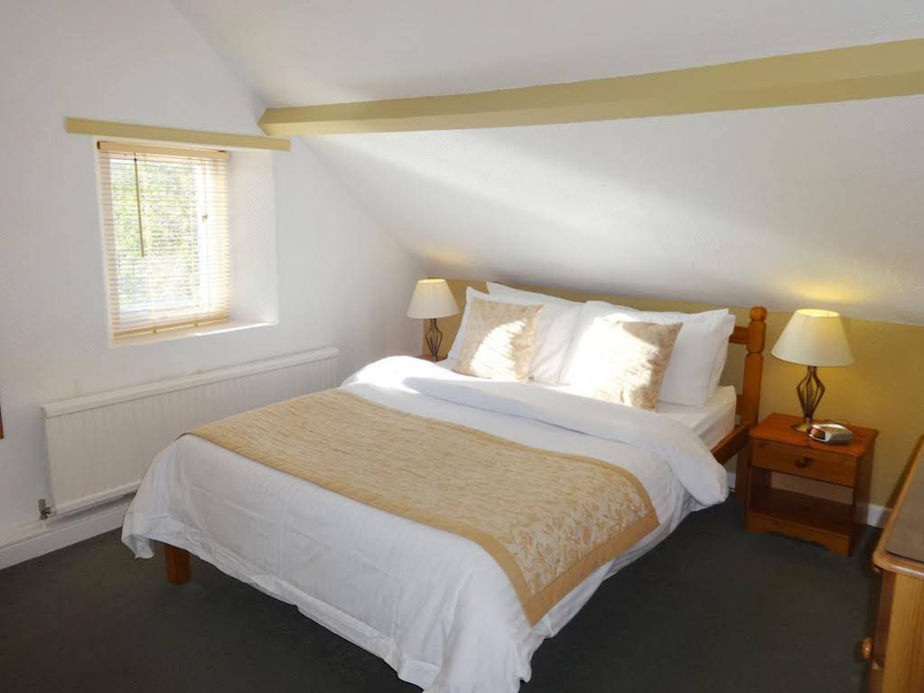 Watermead Guest House
